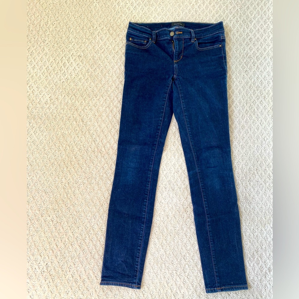 Ann Taylor the skinny modern fit size 2 dark blue jeans